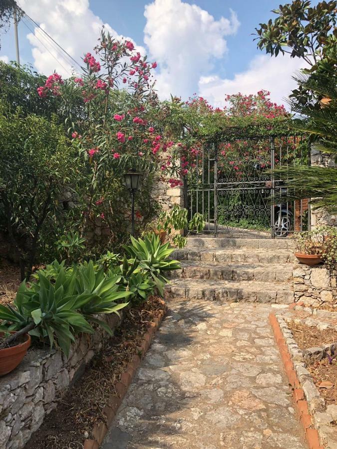 Villa Branco Taormina Luaran gambar